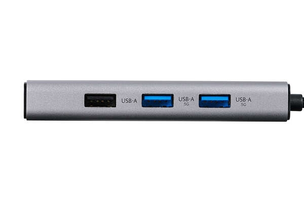 ����USB3.2�Ή�USB-A�|�[�g����