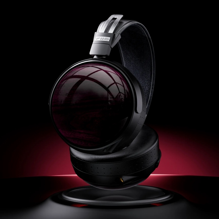 �X�}�[�g�z����PC�ł��炵�₷���A��C���s�[�_���X/�����x�݌v