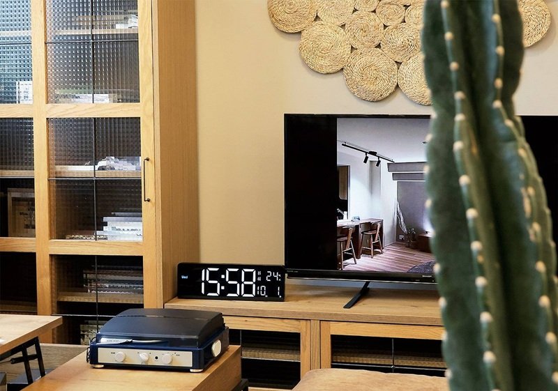 ��������WiFi�Ŏ����𓯊�����V�����d�g�N���b�N