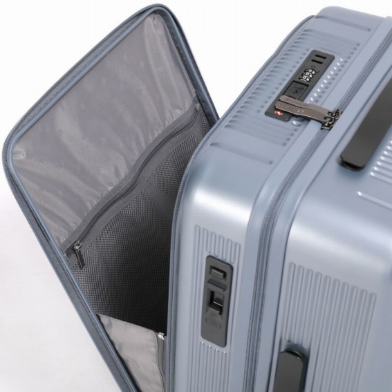 �t�����g�|�P�b�g�O�ʑ��̈�ʂɎ��F���̗ǂ����b�V���t�@�X�i�[�|�P�b�g��z�u