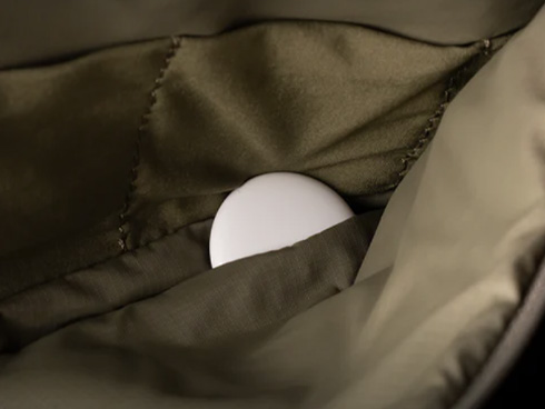 ����h�~�g���b�L���O�ɖ𗧂A�B��AirTag �|�P�b�g