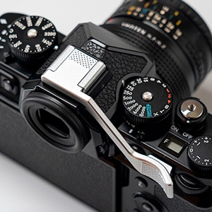 ��p�݌v�ɂ�鍂���t�B�b�g���J�����ƒ��a����~�j�}���f�U�C��