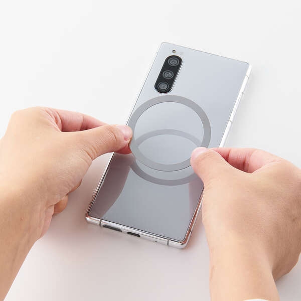 MagSafe��Ή��X�}�[�g�t�H���ł��g�p�\