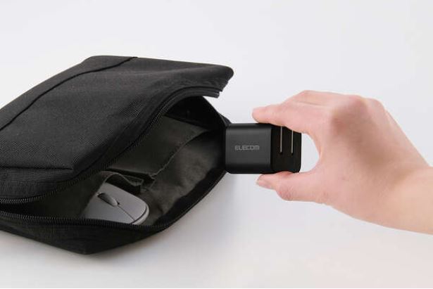 �y�G���R�� AC�[�d�� USB�[�d��z�����^�тɕ֗��ȃR���p�N�g�T�C�Y