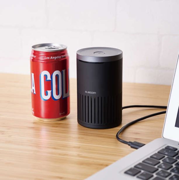 �y�G���R�� �X�s�[�J�[�t�H�� USB-A�ڑ��z�ȃX�y�[�X�f�U�C��