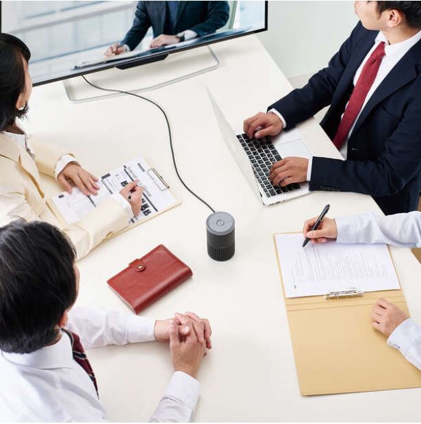 �y�G���R�� �X�s�[�J�[�t�H�� USB-A�ڑ��z360�x�S���ʂ��畡���̉������W��