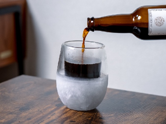 �X������K�v���Ȃ��̂� ���܂炸�A���������A�C�X�R�[�q�[��