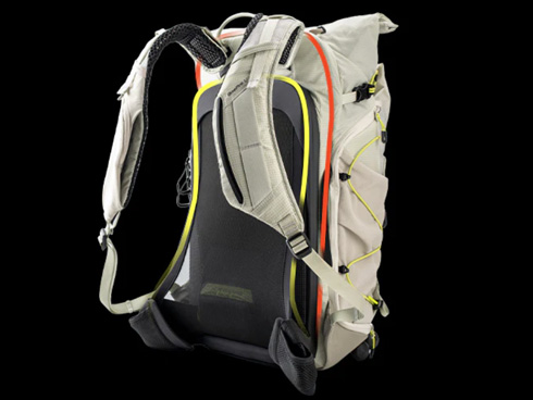 �����擾�̃f���A���t���[���V�X�e��