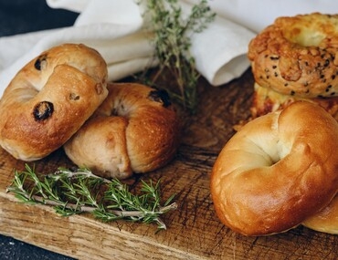 �x�[�O�����n�A�������p���Ȃǐl�C�̃��j���[�����Ɛ��ŁB