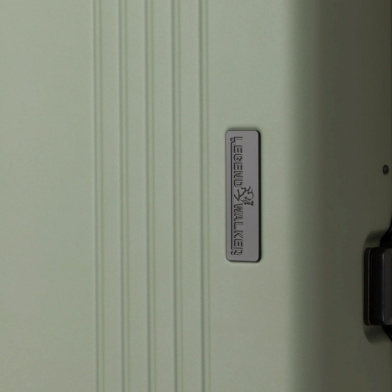 �Ռ��ɋ��� �O�w�\���|���J�[�{�l�[�g