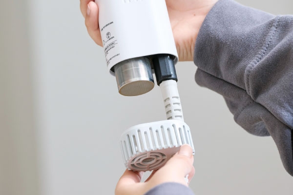 �t�B���^�[�̓}�O�l�b�g�ŊȒP���E