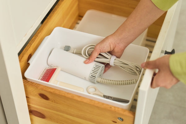 �Еt����������I�R���p�N�g�݌v