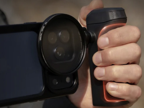 �n���h�O���b�v�͎�̌`��ɉ����G���S�m�~�b�N�f�U�C�����̗p