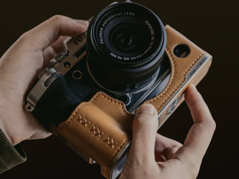 �{�̌`��ɉ������̐݌v�ŁA���ԂȂ��������t�B�b�g