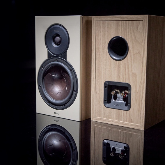 ����̐�����ԂɃV�[�����X�Ƀt�B�b�g