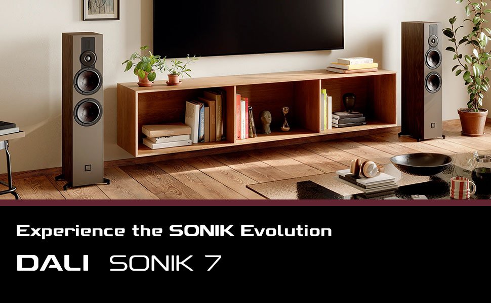 �t���A�X�^���f�B���O�E�X�s�[�J�[�@SONIK 7