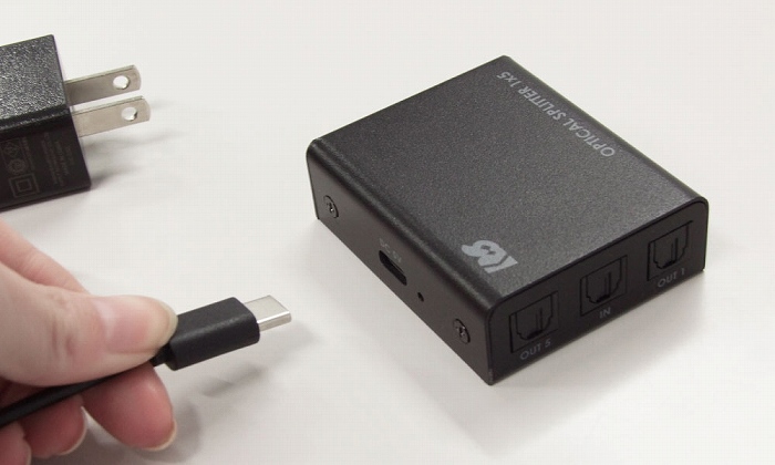 USB�P�[�u��/AC�A�_�v�^�[��Y�t