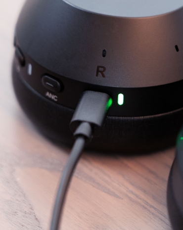 USB Type-C�ڑ��ɂ��L���I�[�f�B�I