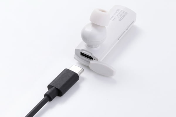 USB Type-C�ŏ[�d���֗���