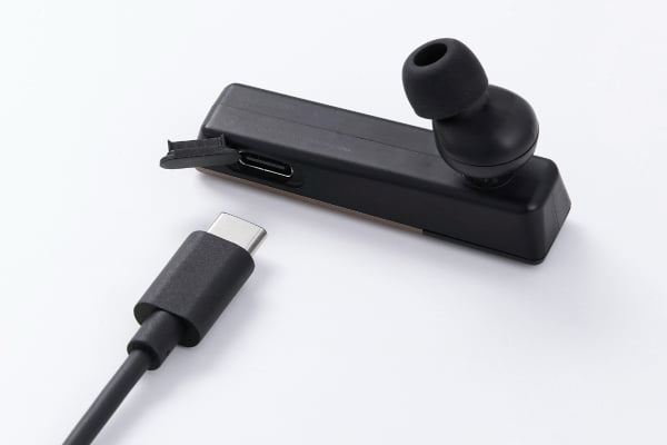 USB Type-C�ŏ[�d���֗���