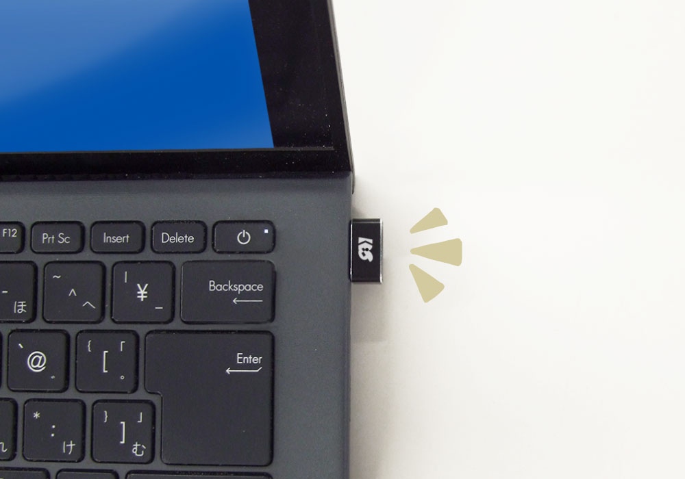 USB�|�[�g�ɑ}�������̊ȒP�d�l