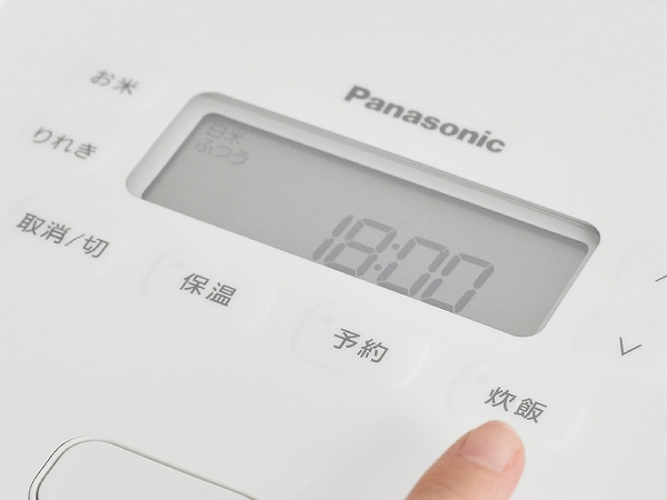 �f�U�C�������悭�A���삵�₷���{�^��