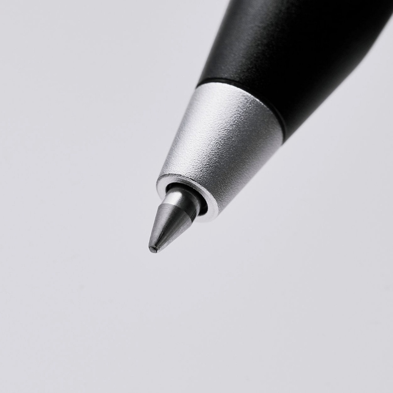 ��0.5mm�̃y���c
