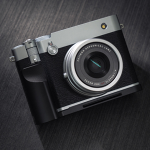 FUJIFILM GFX100RF��p�݌v�ɂ���̊��̂���f�U�C��