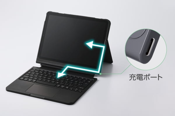 iPad�ƃL�[�{�[�h���܂Ƃ߂ď[�d