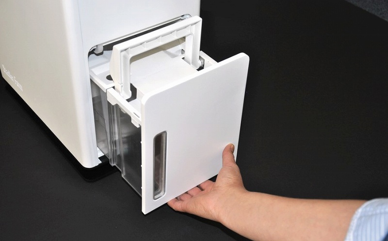 �{�̃T�C�h �^���N���o����