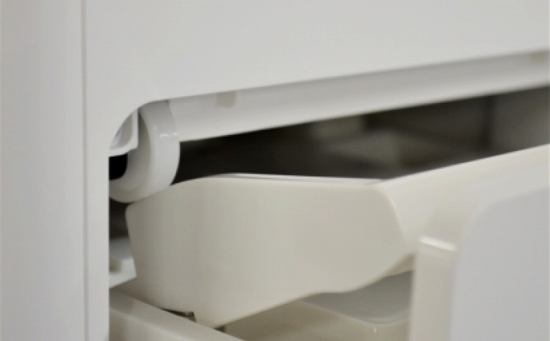 ���[���[�t���� �^���N���o����