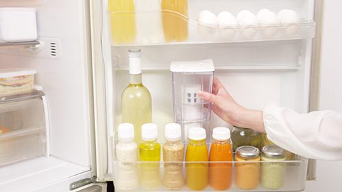 �h�A�|�P�b�g�ɃX�b�L�����[