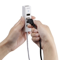 �R�l�N�^�[�̌������C�ɂ����}����u�ǂ�����USB�|�[�g�v���ڂ́g�ǂ�����USB�n�u�h