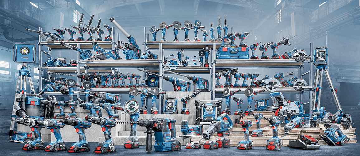 �[���̃��C���A�b�v�I�R�[�h���X18V�d���H��