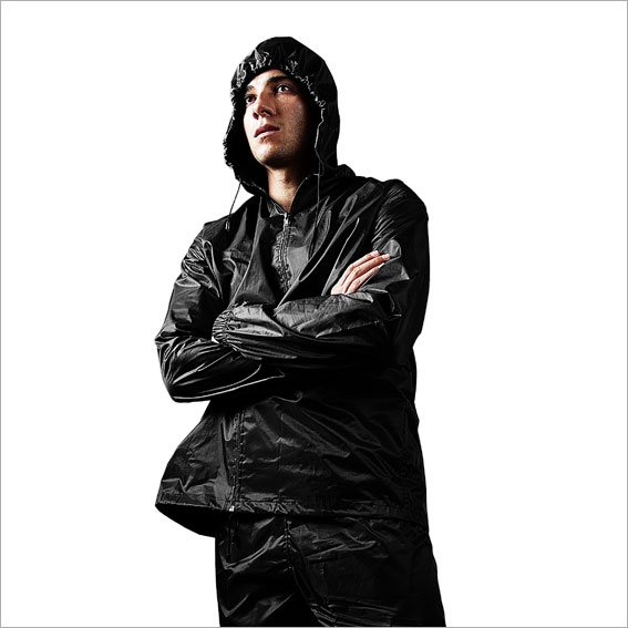 �t�[�h�t�B�{�g���̌��ɂ̓|�P�b�g�t�B