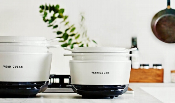 �Ë��Ȃ��A�X���[���ɁB���ׂĂ̋@�\�́A���̂܂܁B