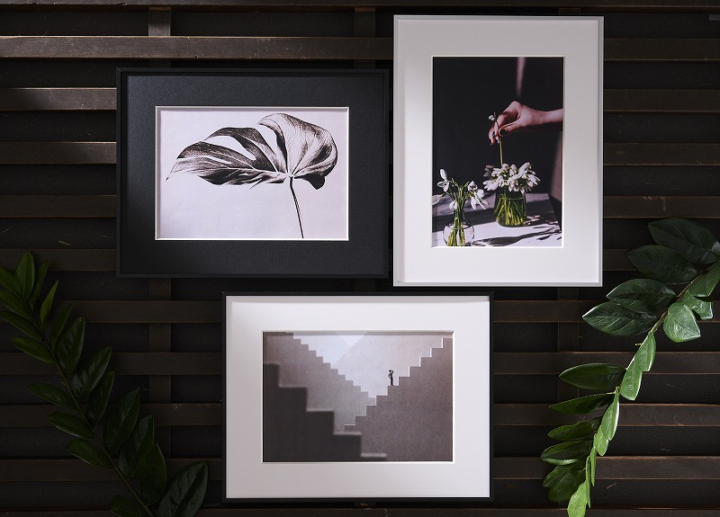 �אg�̃t���[���ƃ��C�h�}�b�g����i��������������W����ɍœK�ȃA���~���z��