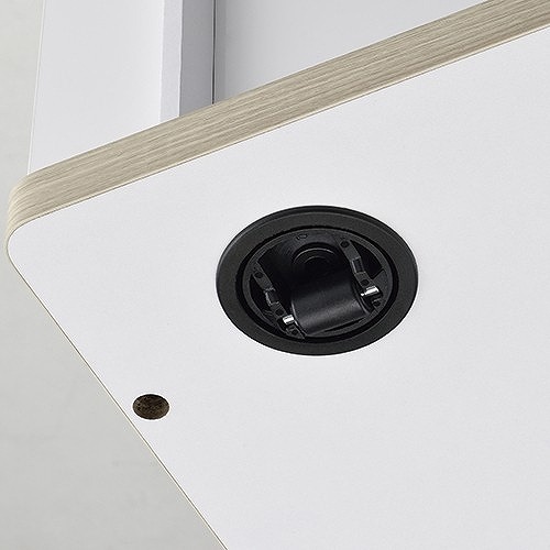 �C �ړ��ɕ֗��ȒᏰ�L���X�^�[�t