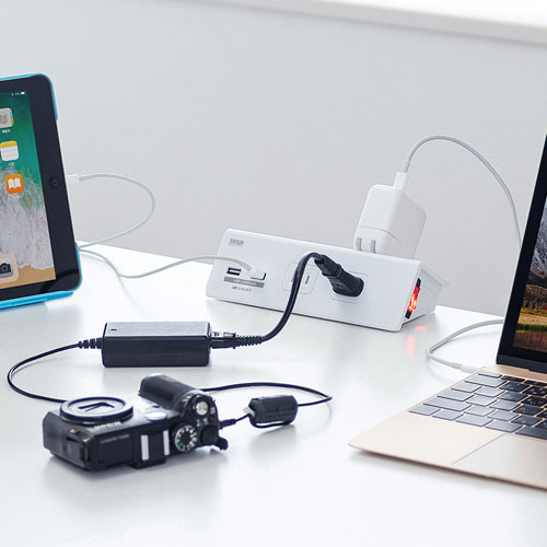 �p�\�R���E���Ӌ@��EPC�\�t�g �e��ڑ��P�[�u���E�A�_�v�^�[ �d���^�b�v�E�����R�[�h �T�����T�v���C�@SANWA�@SUPPLY  �֗��^�b�v �N�����v�Œ莮 �z���C�g TAP-B105U-3W [3.0m /4�� /3�|�[�g /�X�C�b�`�t���i�ꊇ�j]