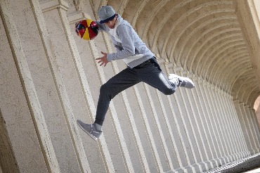 DSC-RX100M6���