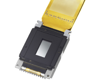 �C���[�W�F�\�j�[�Ǝ��̃l�C�e�B�u4K�p�l��0.74�^�u4K SXRD�v�Ɓu�f�[�^�x�[�X�^���𑜏���LSI�i���A���e�B�[�N���G�[�V�����j�v