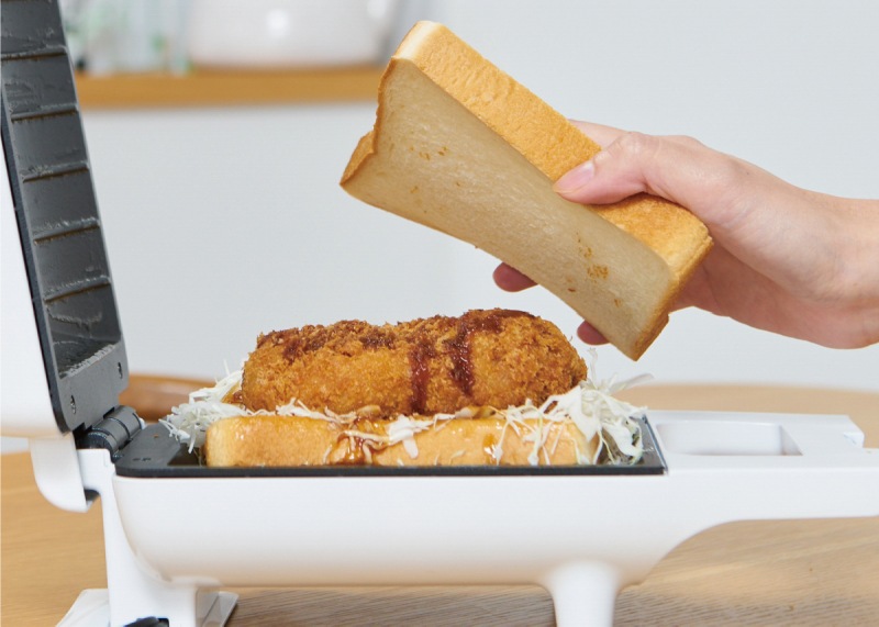 �{�����[�~�[�ȃz�b�g�T���h������