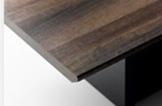 �J���[�o���G�[�V�����͂Q�F �G���K���g�Ȍ���̃_�[�N�u���E���J���[