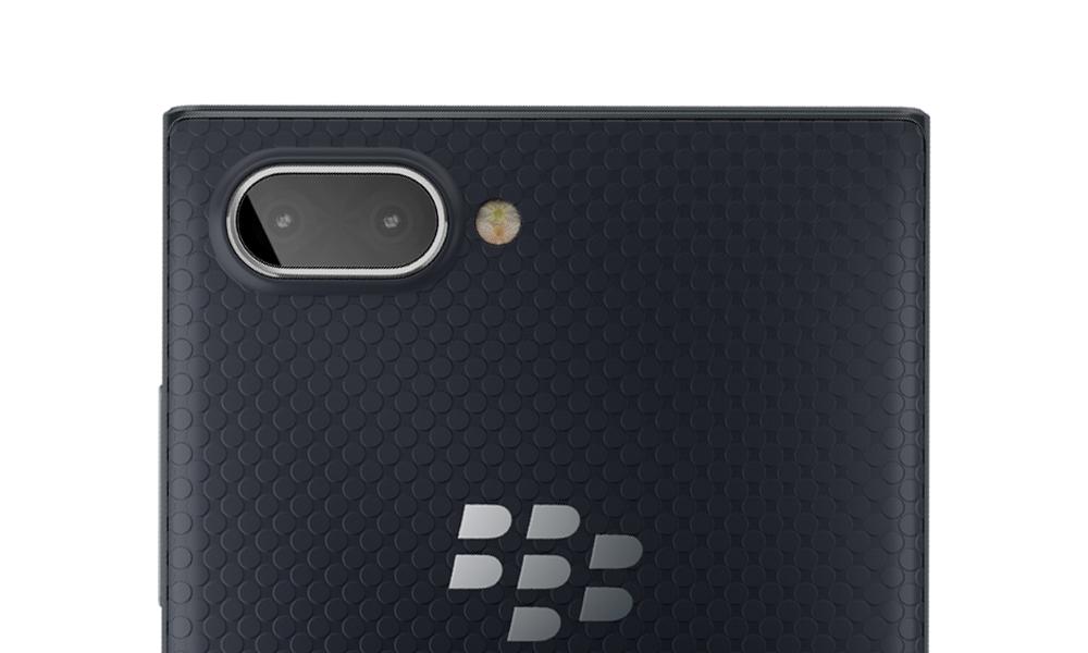 �f���A���J����