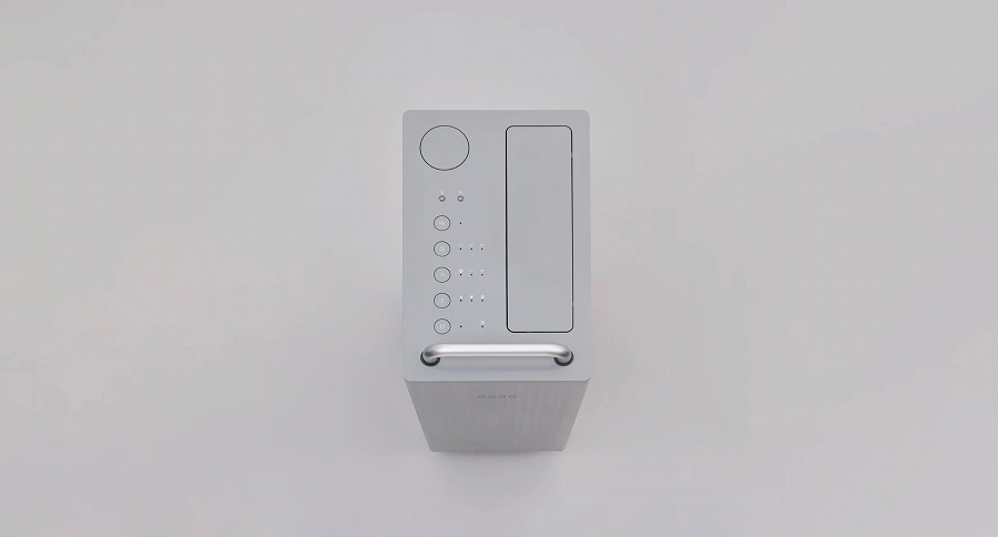 �����I�ȑ���p�l��