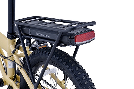 �o�b�e���[�̓��A�L�����Ɏ��[�B