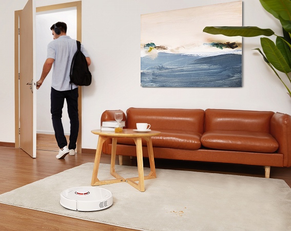 5,200mAh�̑�e�ʃo�b�e���[�ōő�3���Ԃ̉ғ����\