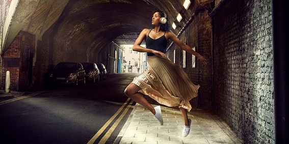 DALI �_�� �u���[�g�D�[�X�w�b�h�z�� IO4 [�����R���E�}�C�N�Ή� /Bluetooth]