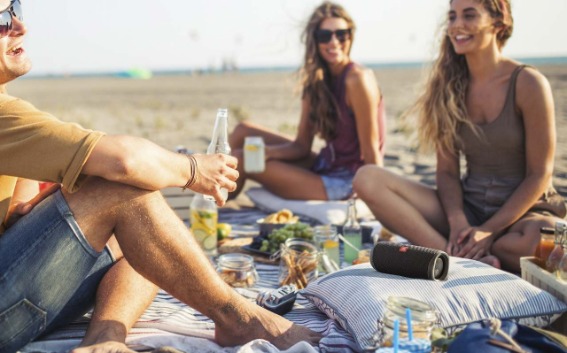 �A�E�g�h�A�ł����y�ƈꏏ�Ɋy���߂܂�