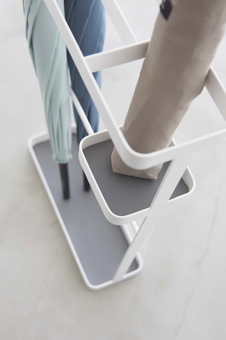 02228 �P���ā@�v���[�g�X�����@�z���C�g(UmBRella Stand Plate Slim WH) �z���C�g